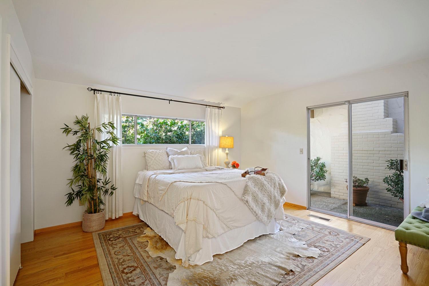 5681 Kingswood Drive