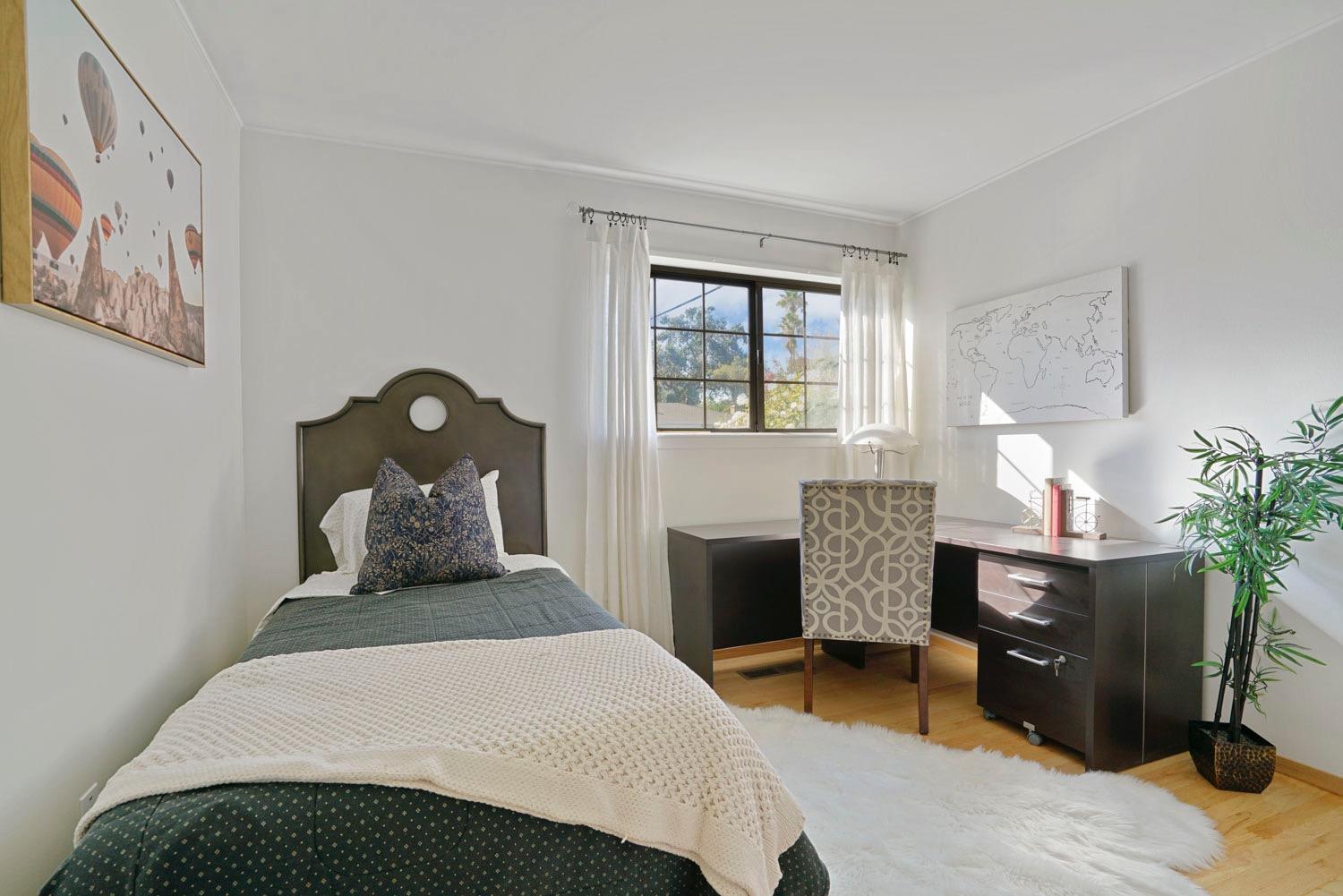 5681 Kingswood Drive