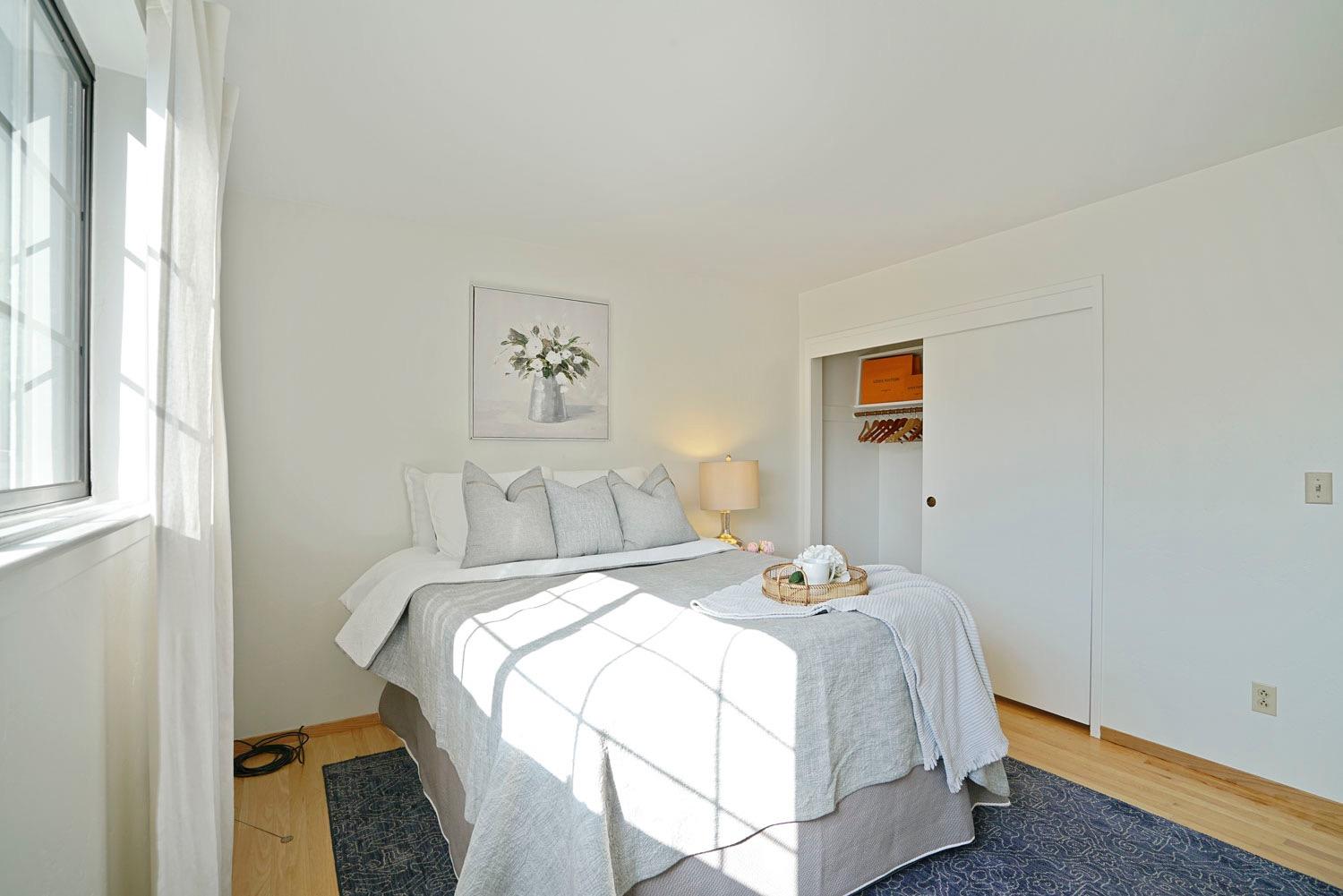 5681 Kingswood Drive