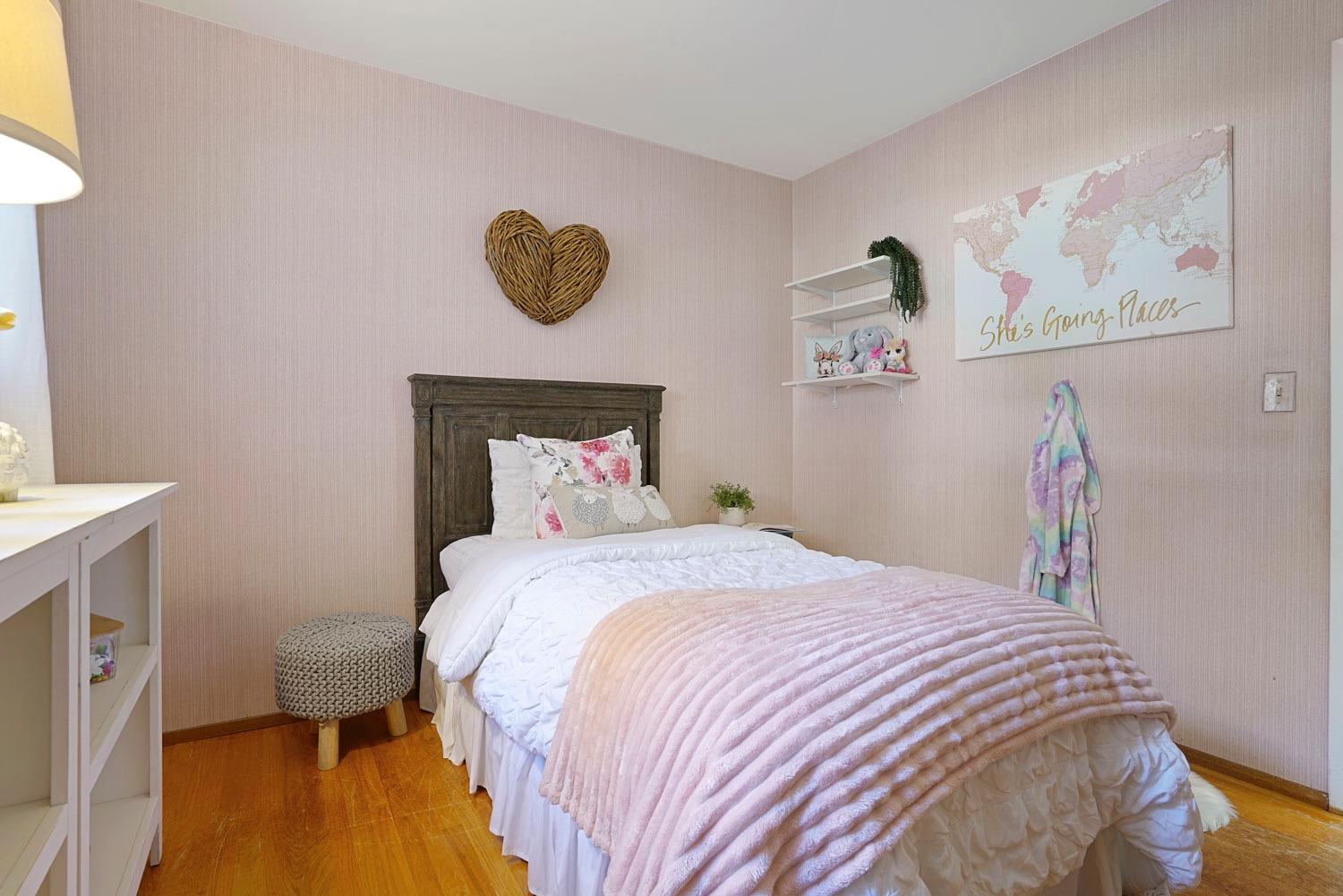 5681 Kingswood Drive