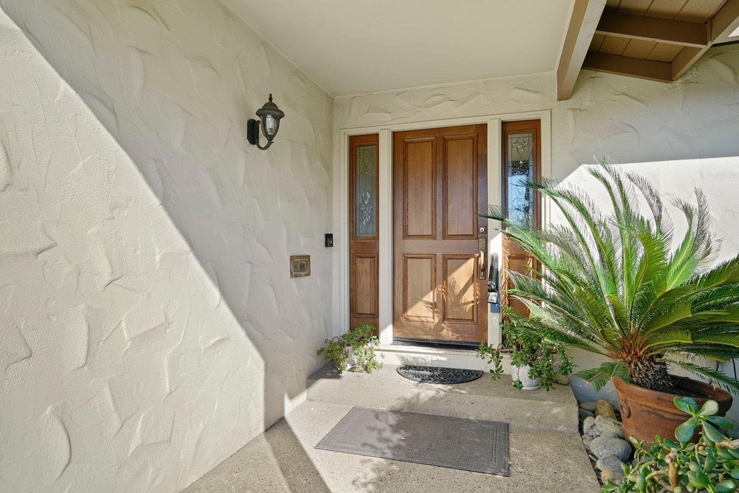 5681 Kingswood Drive