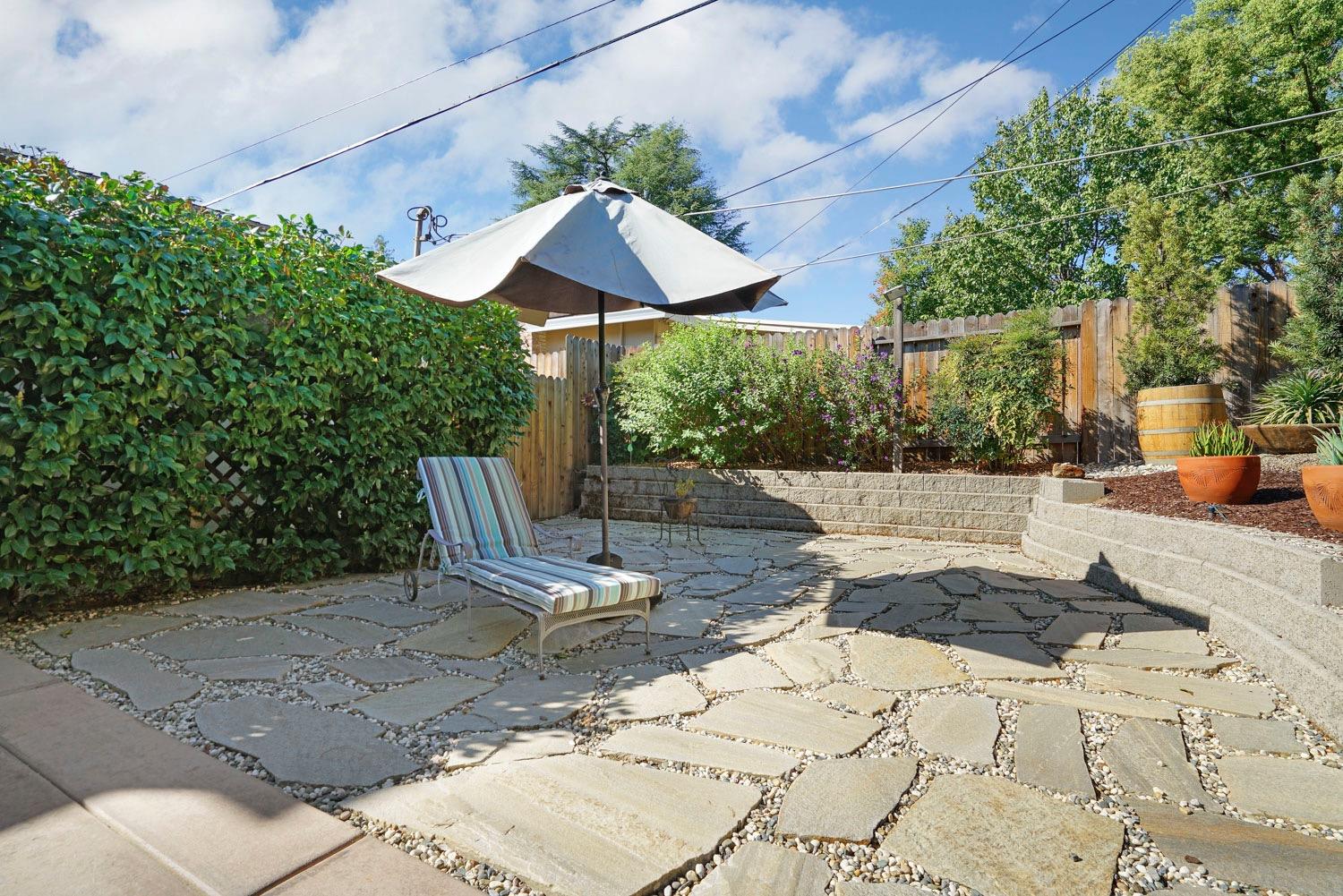 5681 Kingswood Drive