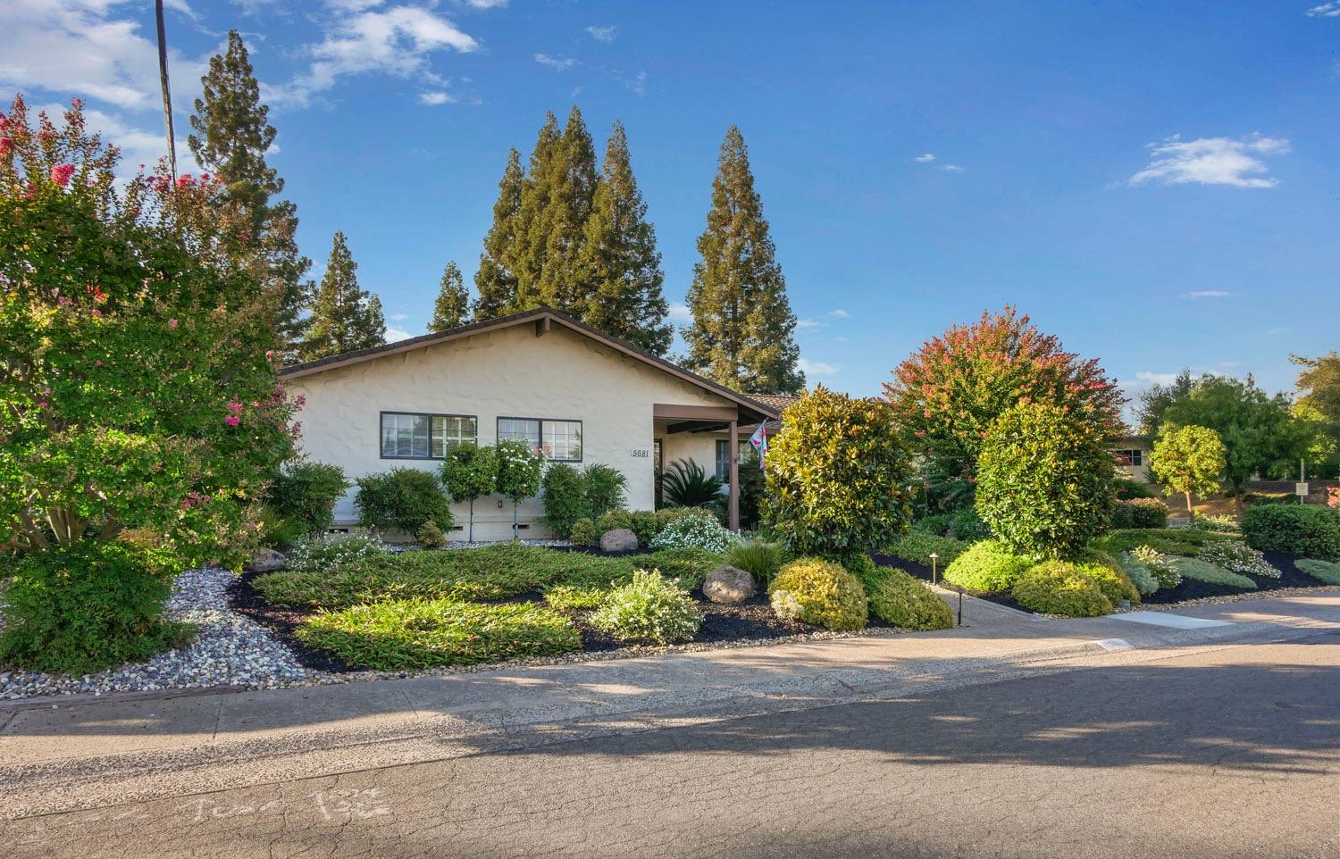 5681 Kingswood Drive