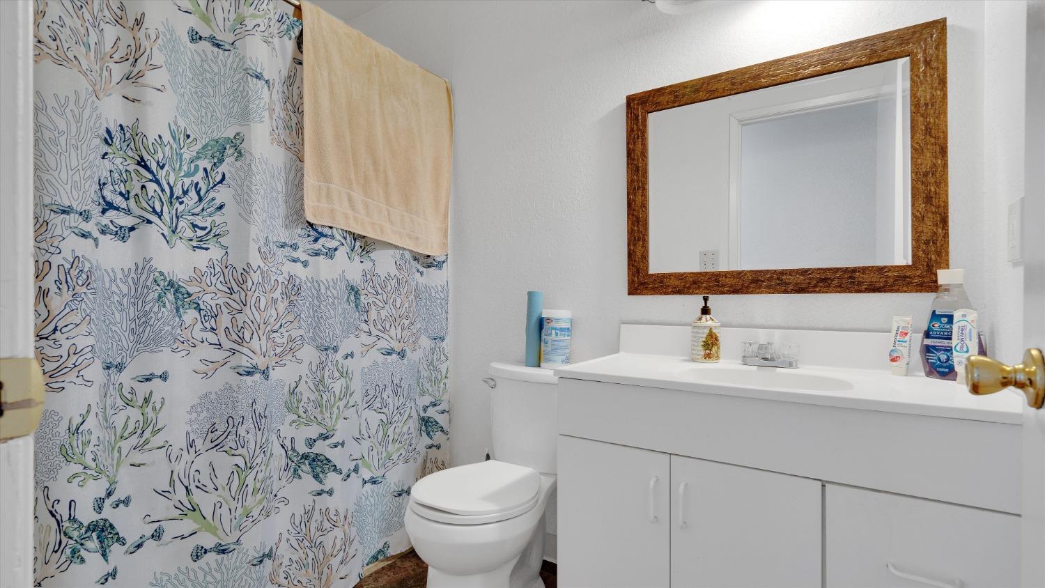 6506 Greenfield Lane