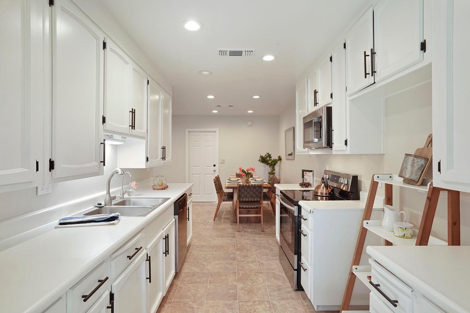 1104 Dartmoor Circle