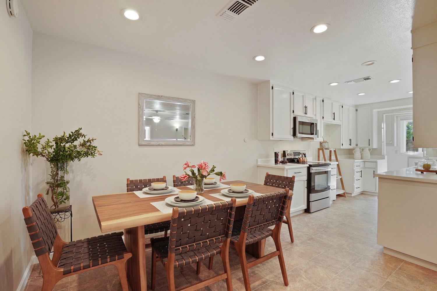 1104 Dartmoor Circle