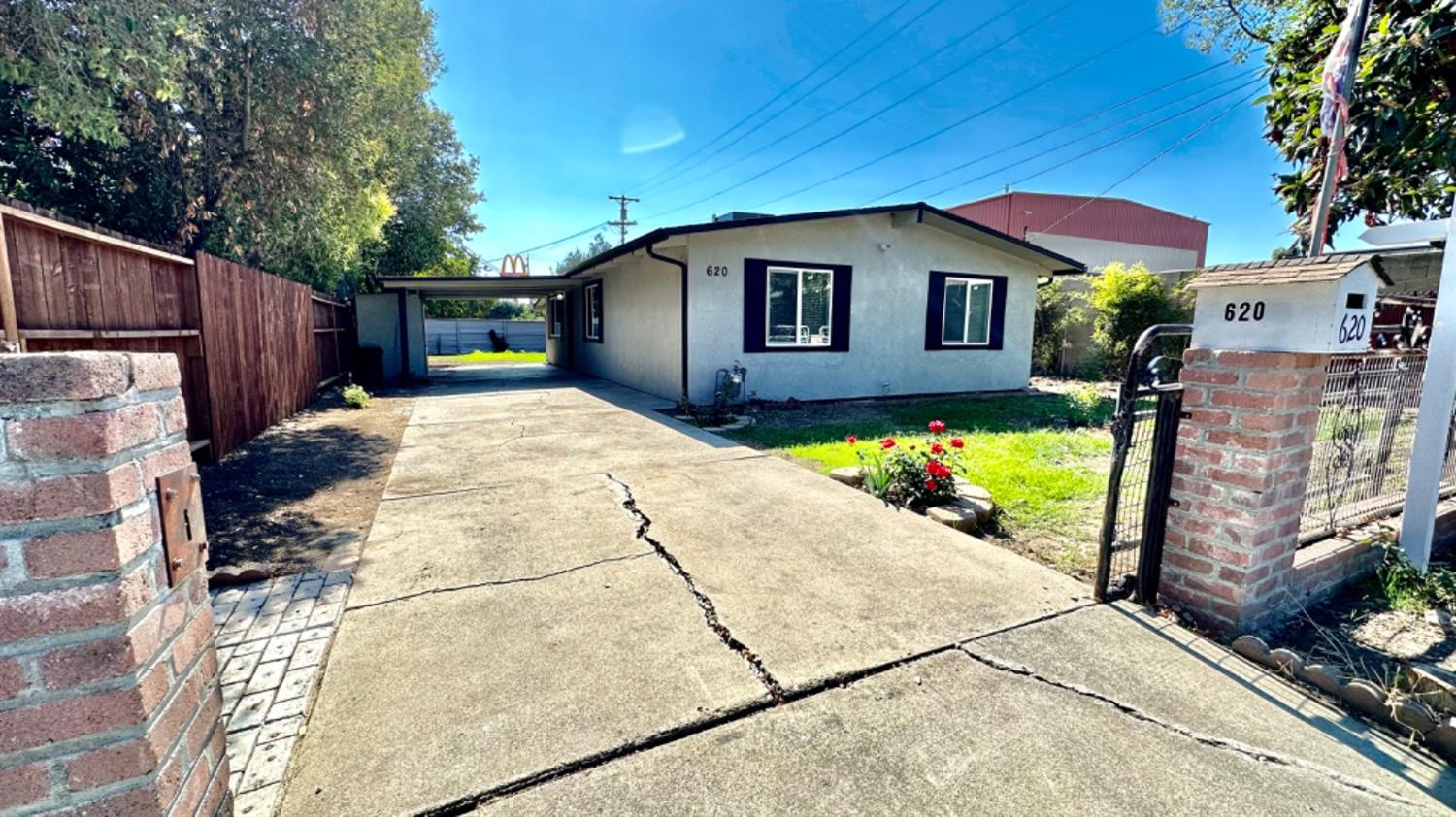 620 W Jackson Street