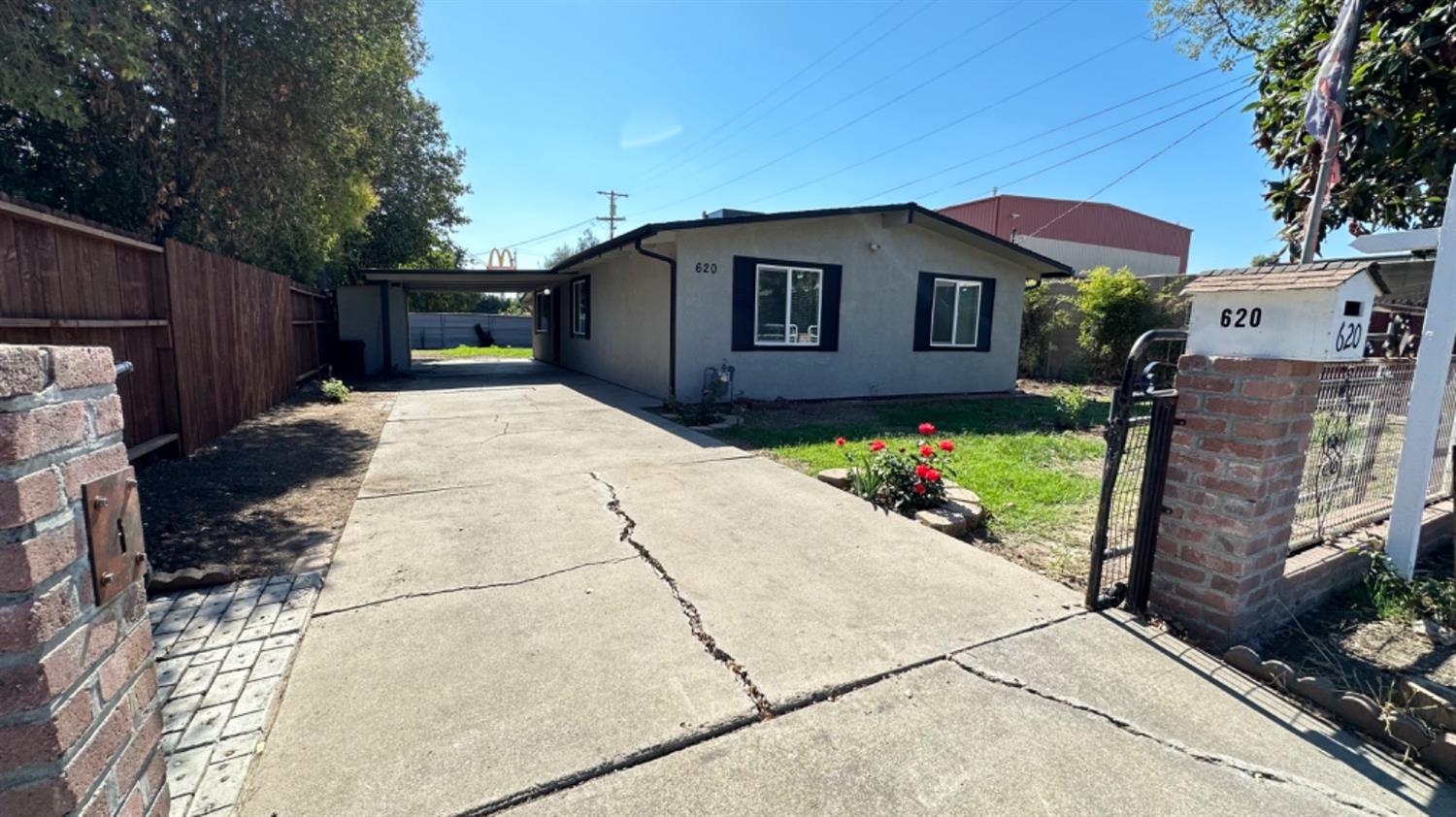 620 W Jackson Street