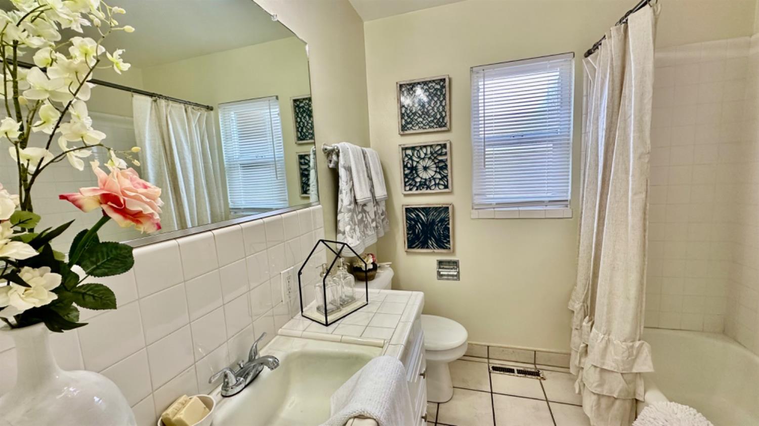 1012 S Orange Avenue