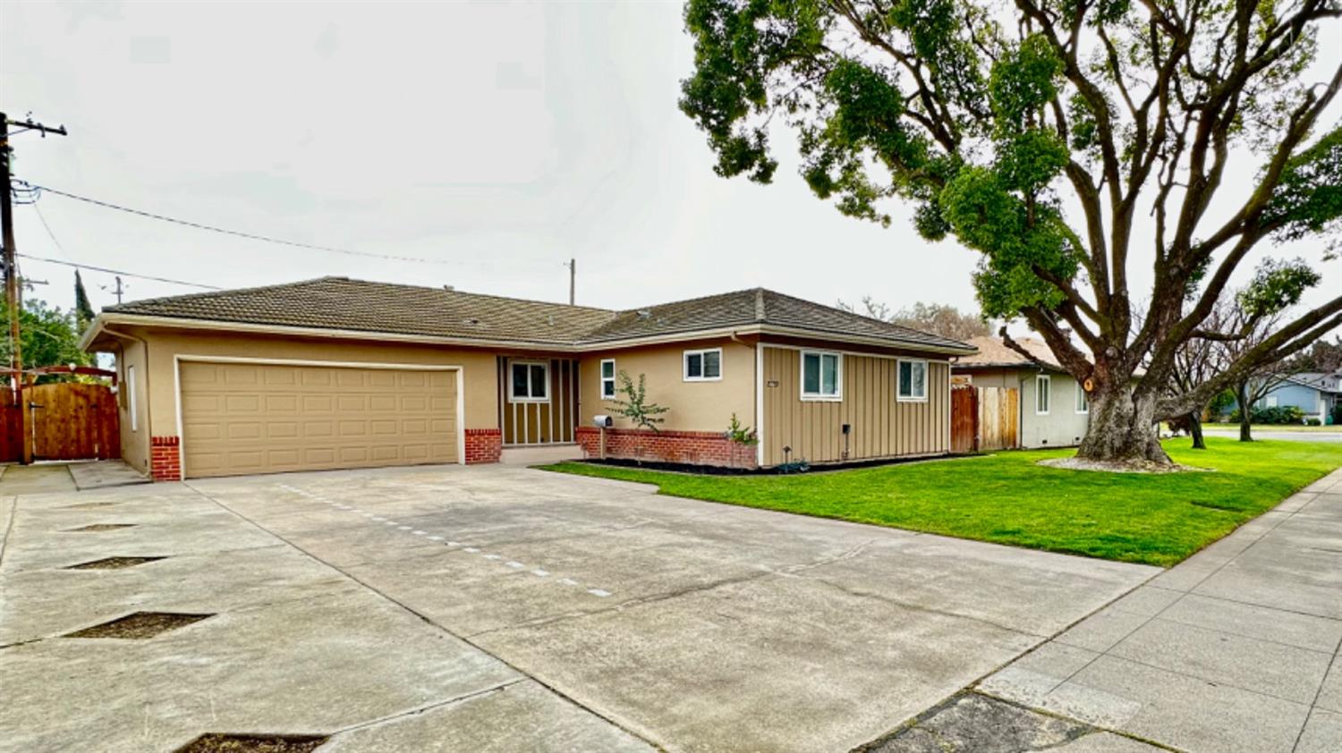 1012 S Orange Avenue