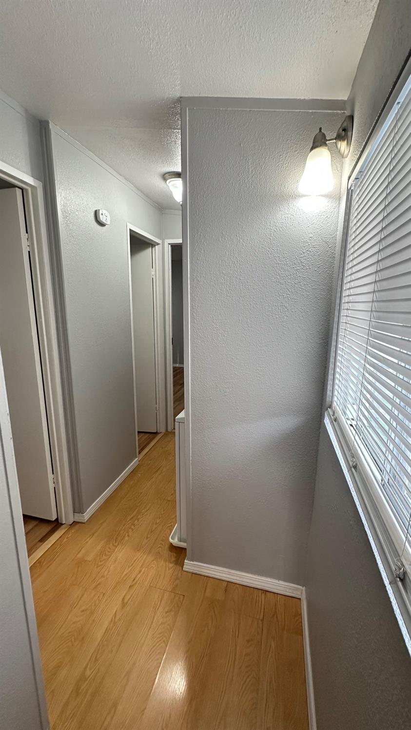 621 E Lockeford Street 26