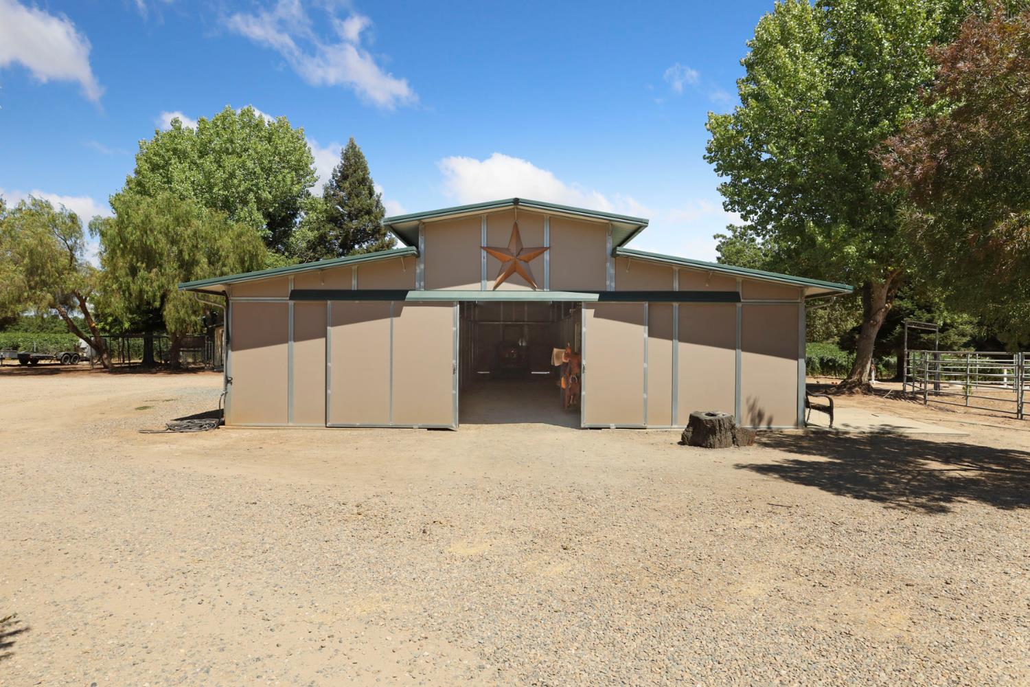 24521 N Mcintire Road