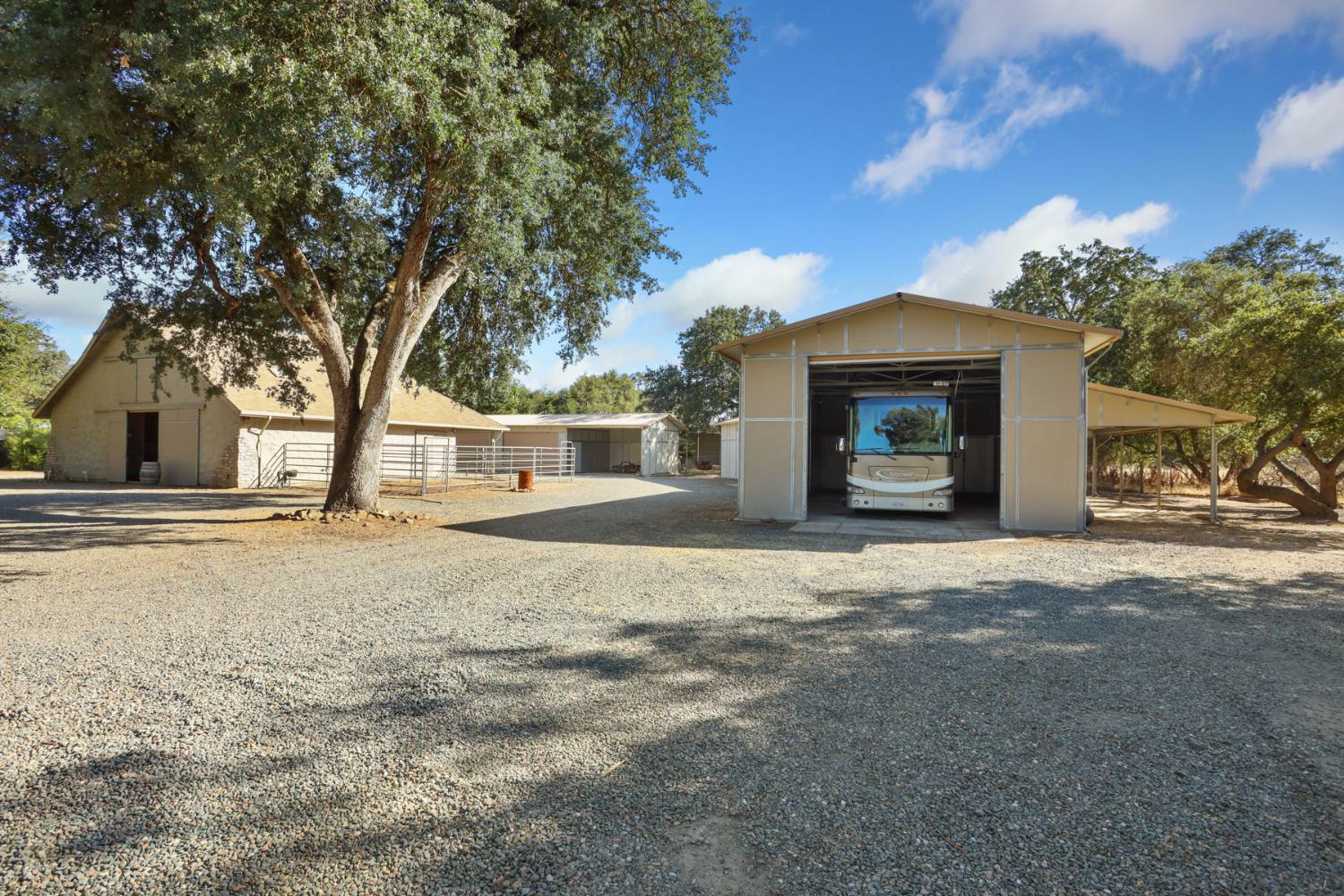 24521 N Mcintire Road
