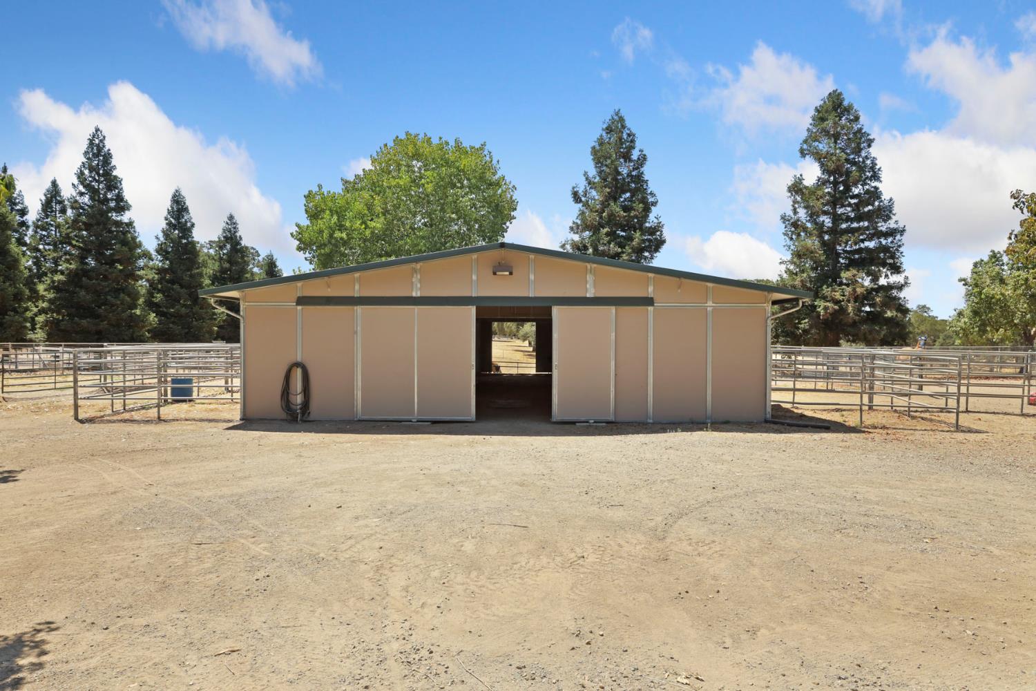 24521 N Mcintire Road
