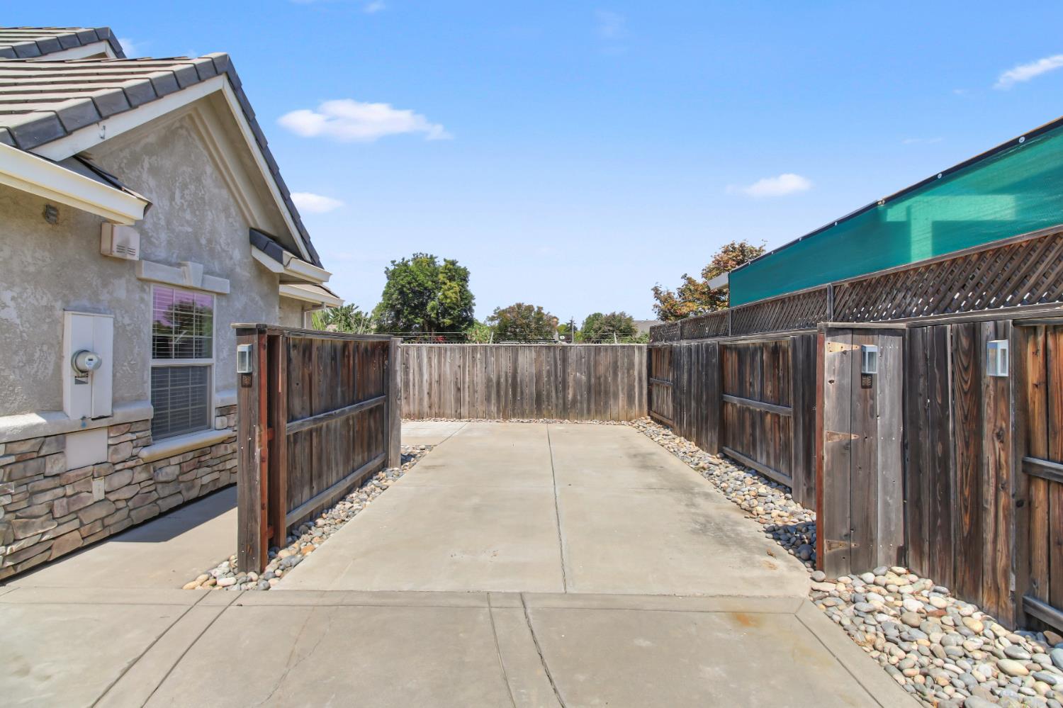 1213 Stonebridge Drive