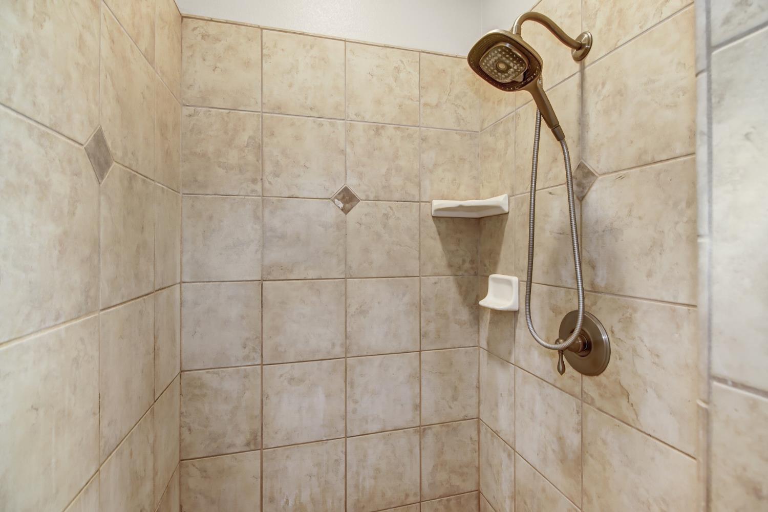 1213 Stonebridge Drive