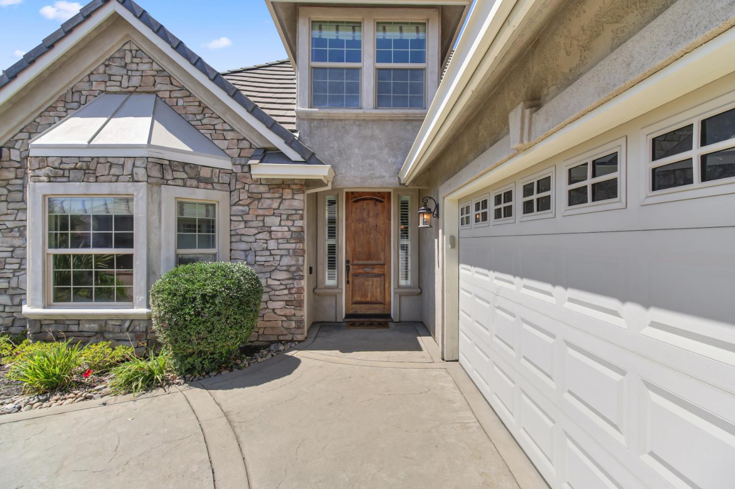 1213 Stonebridge Drive