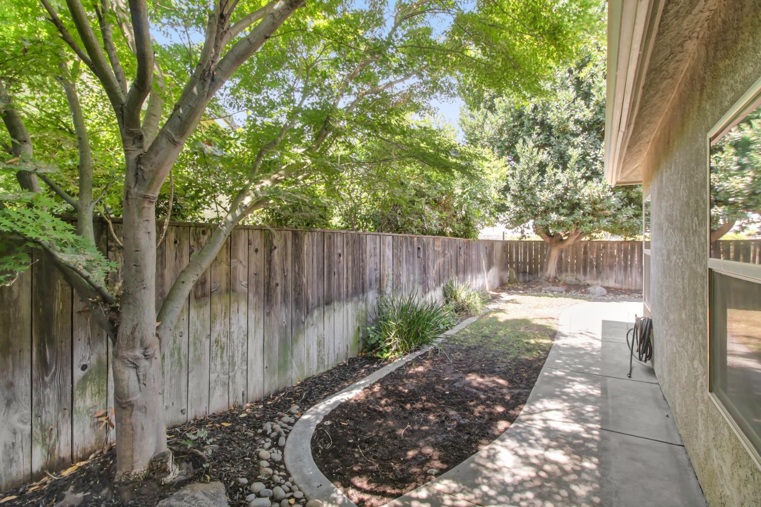 1213 Stonebridge Drive