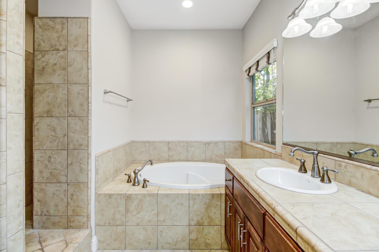 1213 Stonebridge Drive