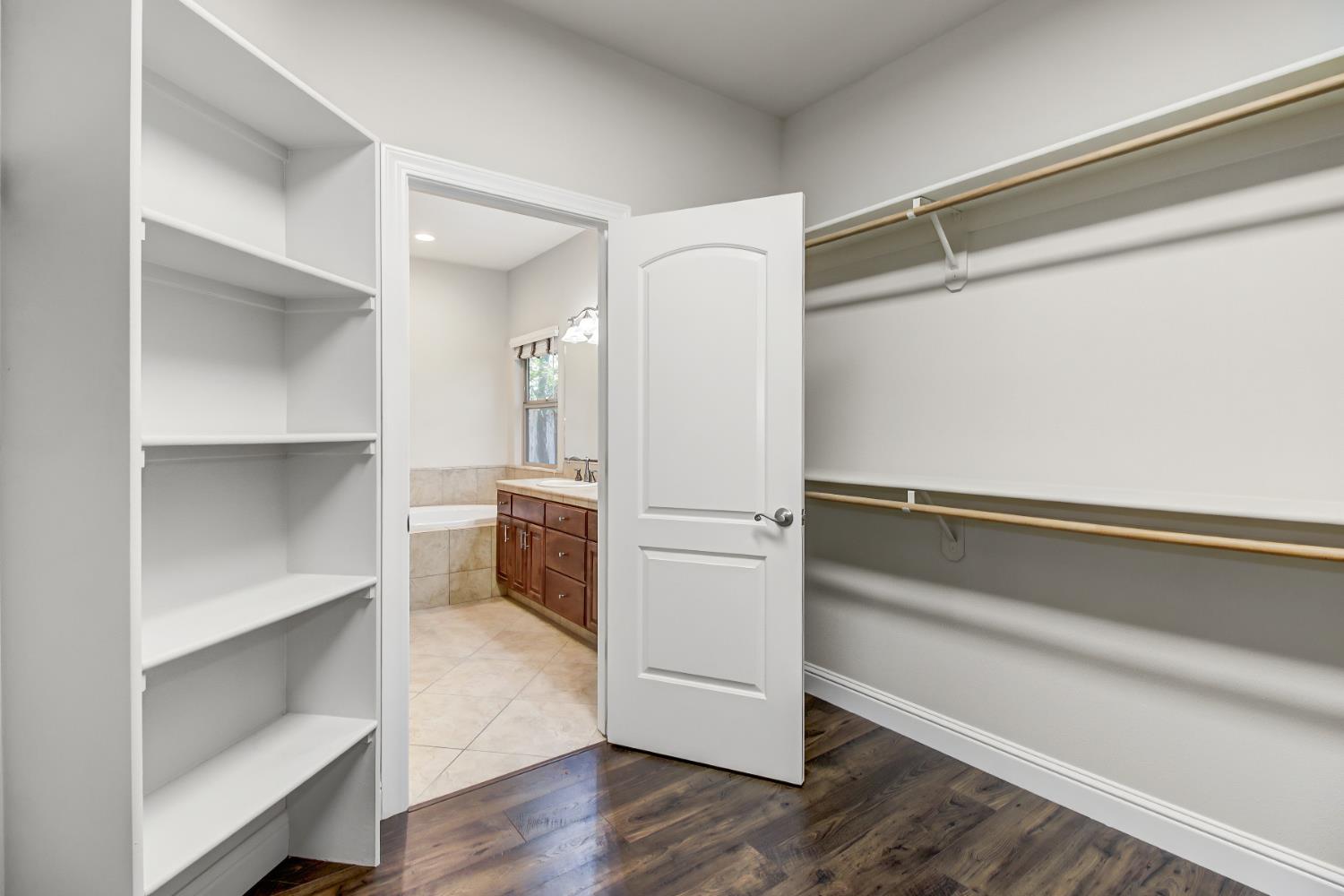 1213 Stonebridge Drive