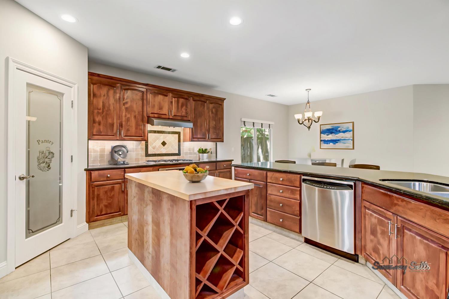 1213 Stonebridge Drive