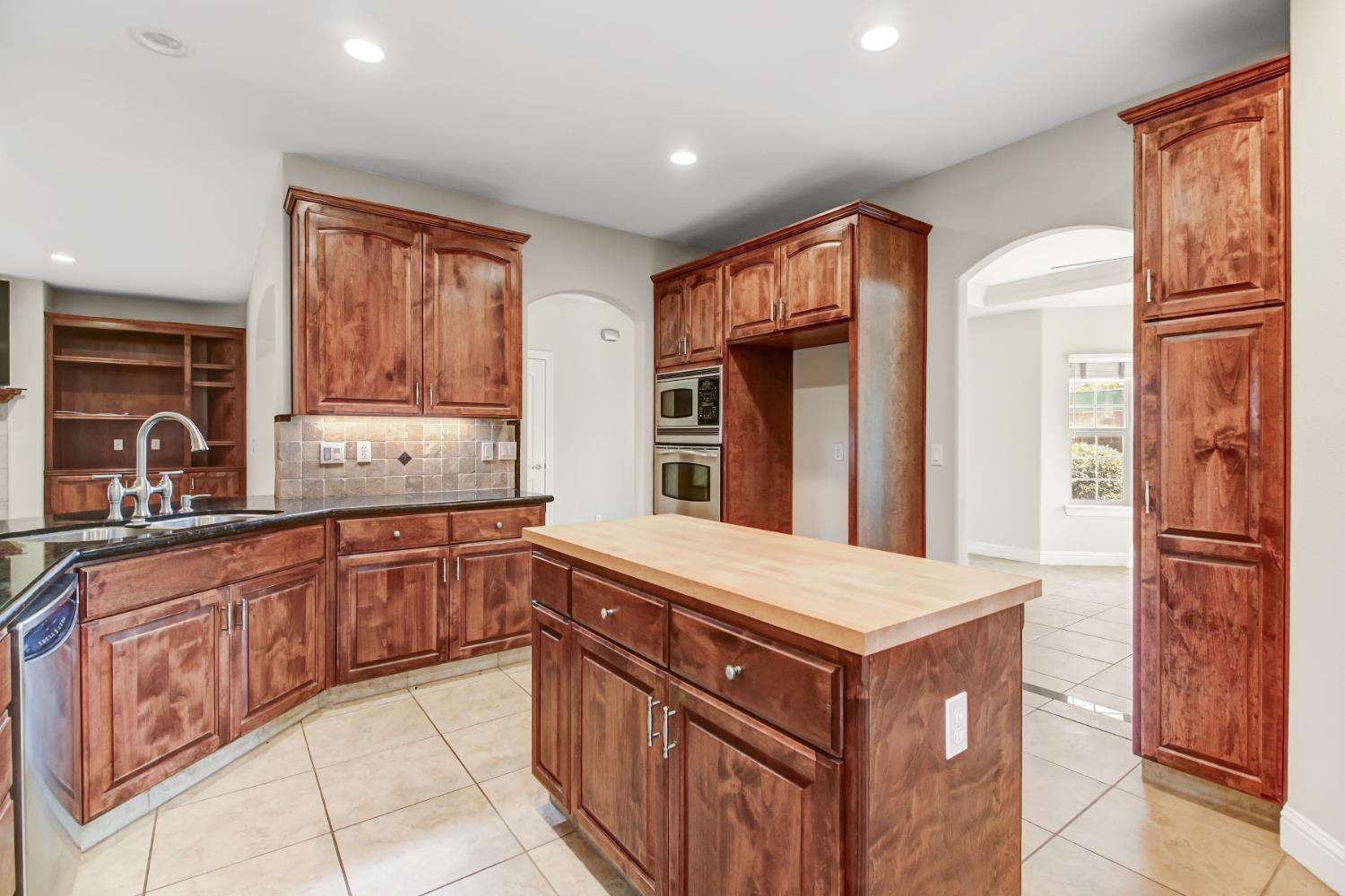 1213 Stonebridge Drive