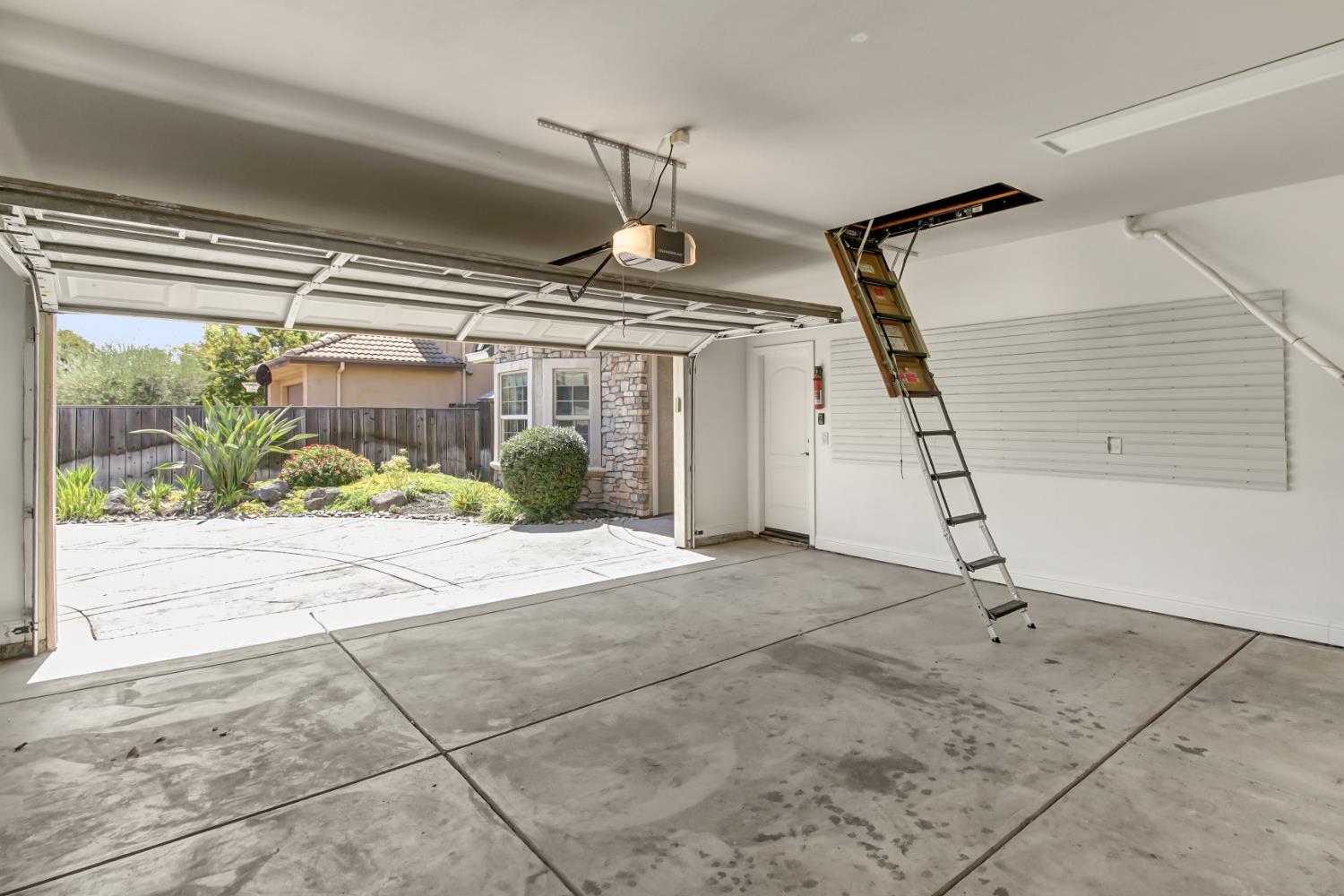 1213 Stonebridge Drive