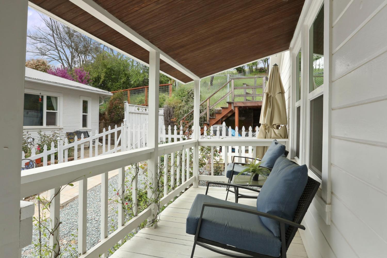 70 Greenstone Terrace