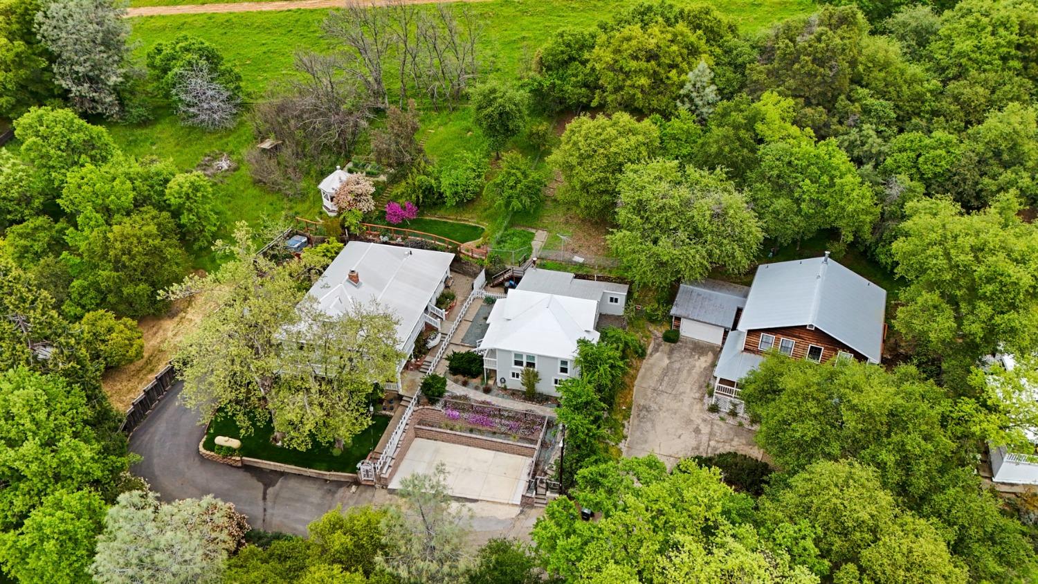 70 Greenstone Terrace