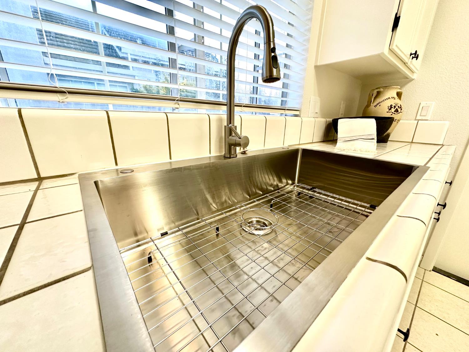 9656 Twin Creeks Avenue