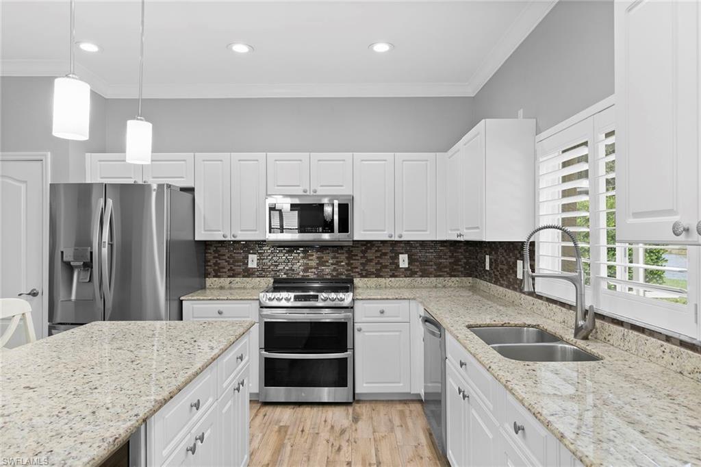 2074 Morning Sun LN