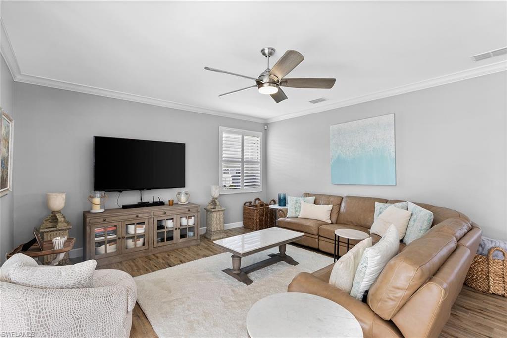 2074 Morning Sun LN