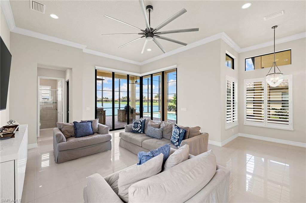 3037 Cinnamon Bay CIR