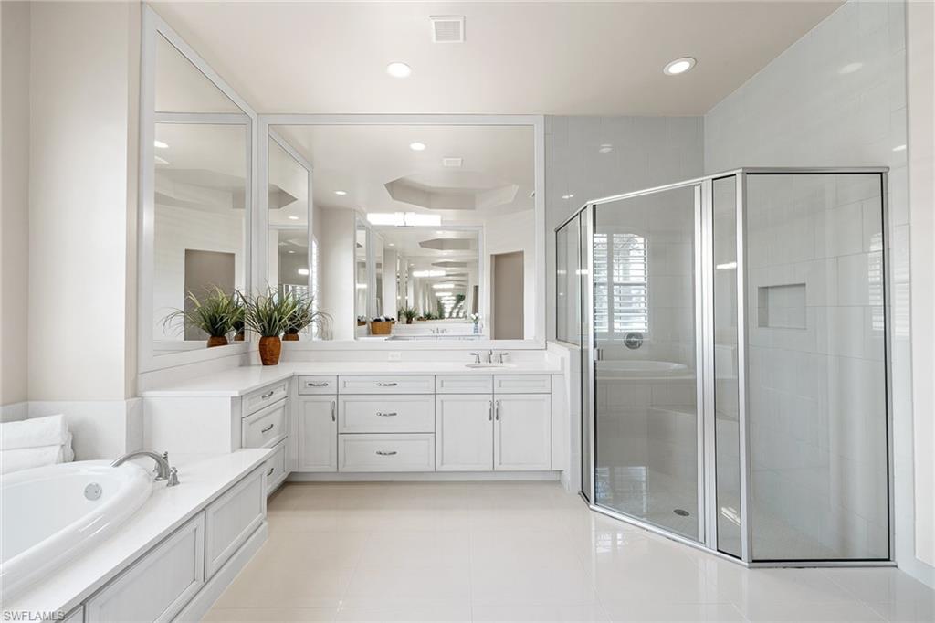 3037 Cinnamon Bay CIR