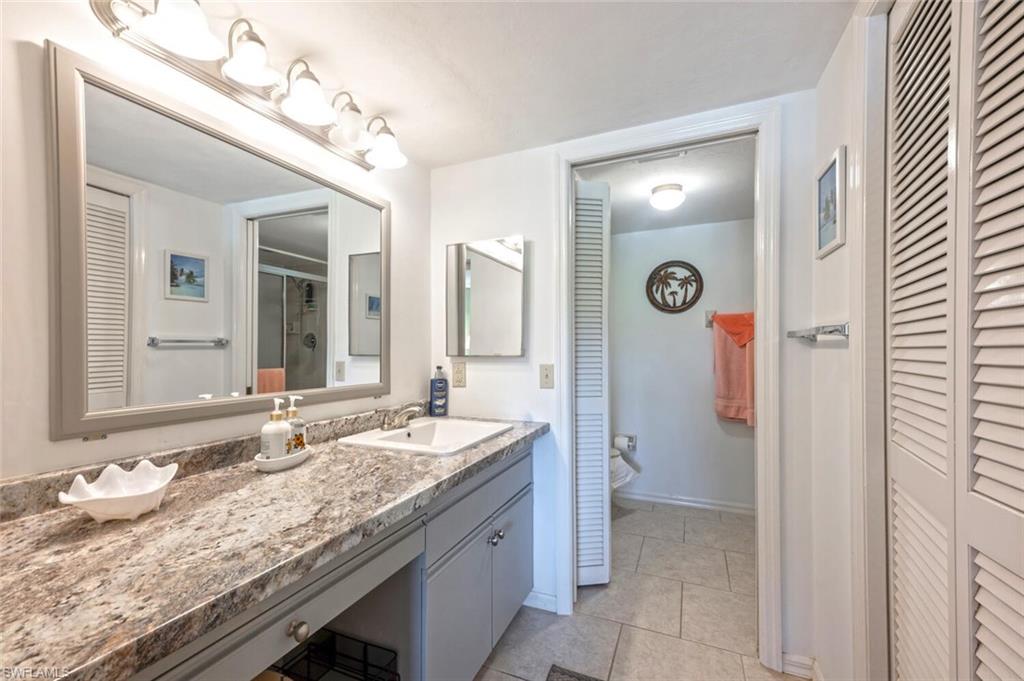 7360 Saint Ives WAY # 2203