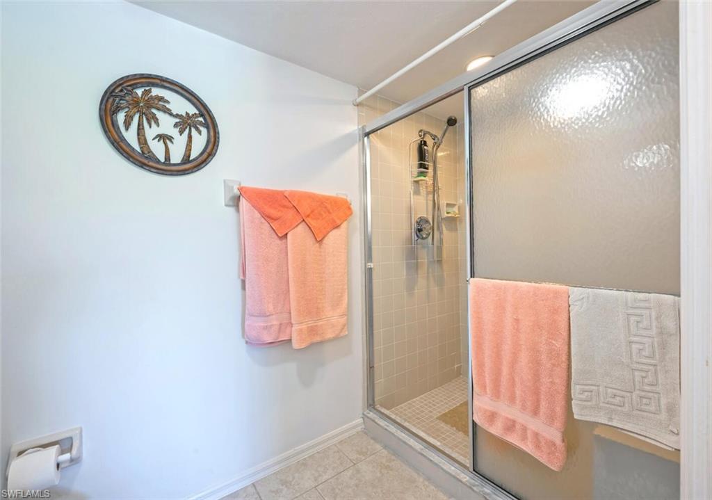 7360 Saint Ives WAY # 2203