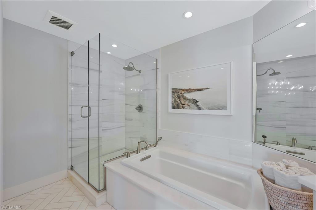 6270 Bellerive AVE # 308