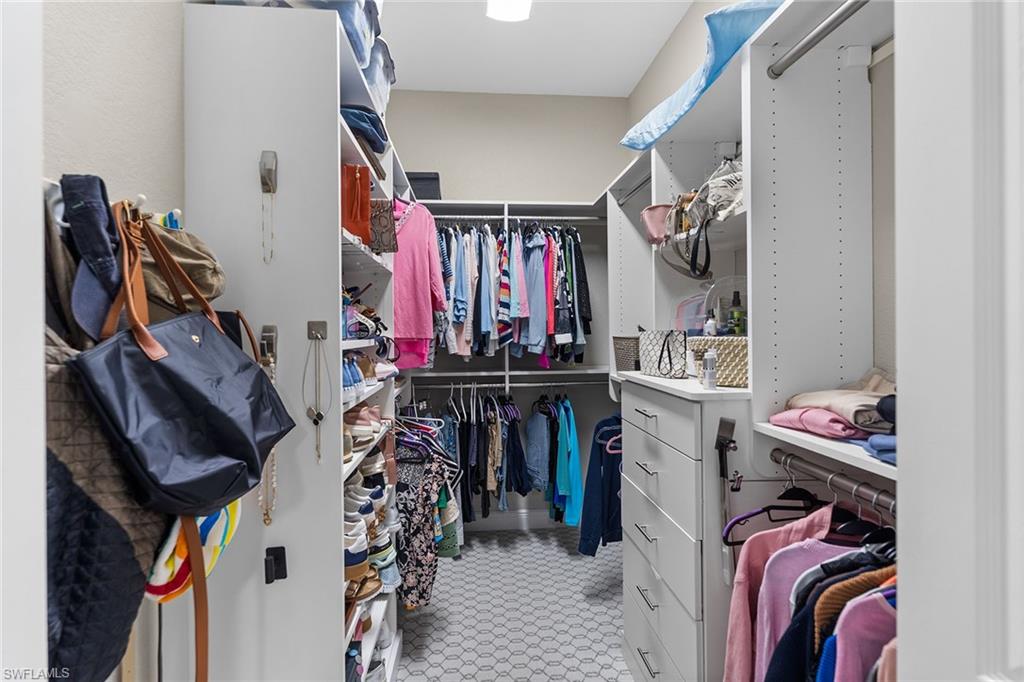 6438 Legacy CIR # 304