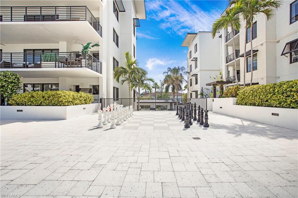 1111 Central AVE 207