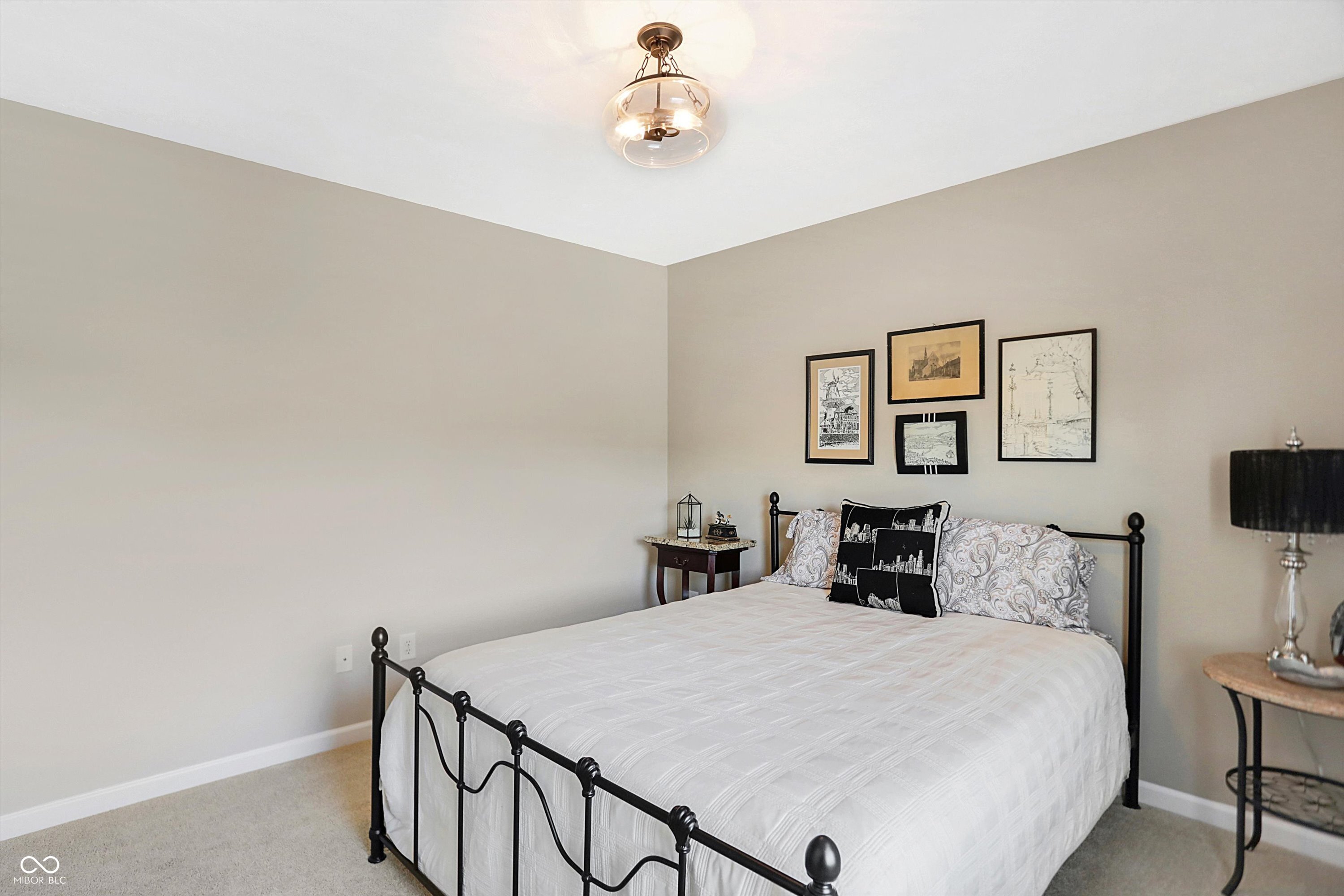 10638 Kensington Lane