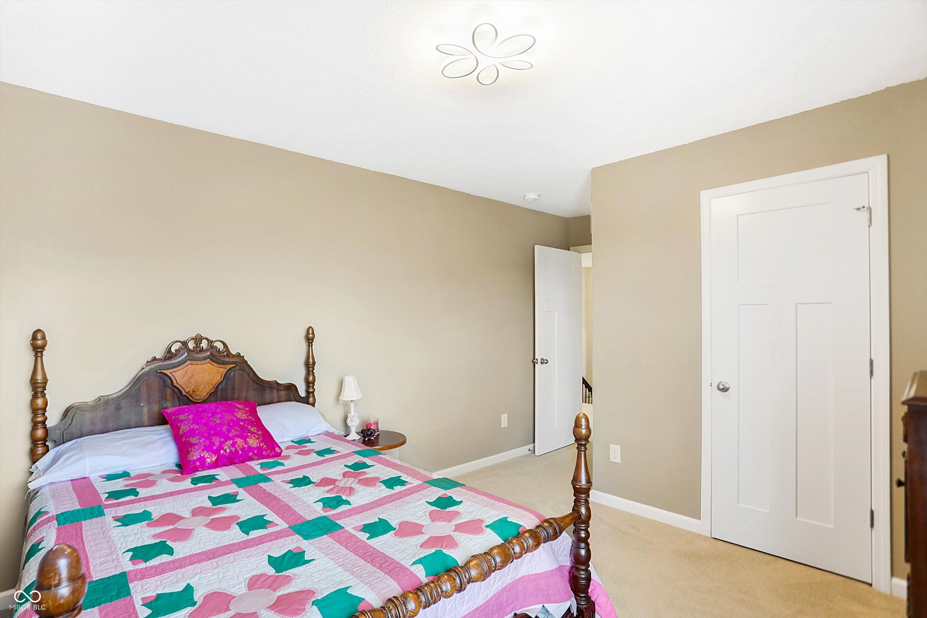 10638 Kensington Lane