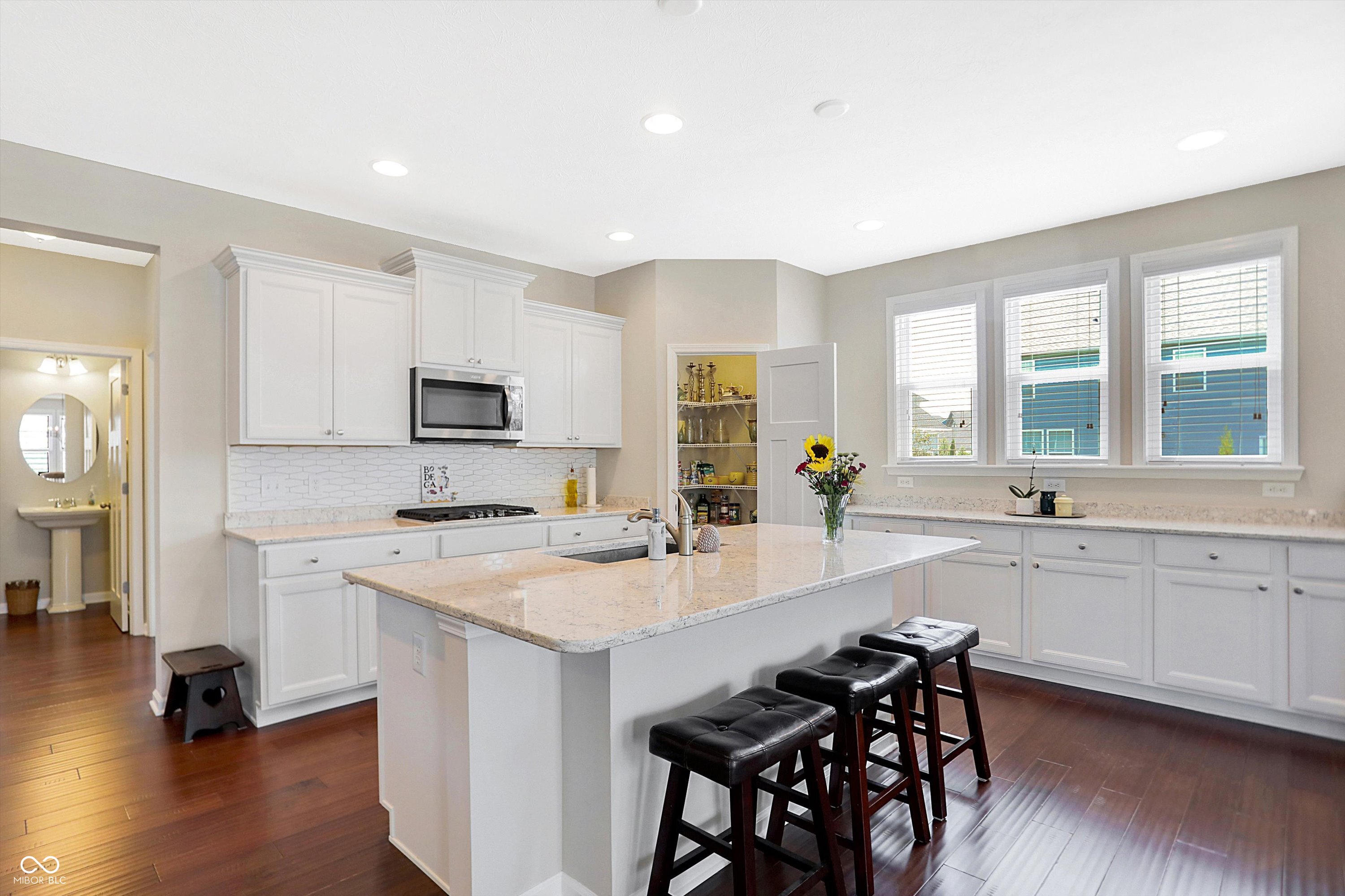 10638 Kensington Lane