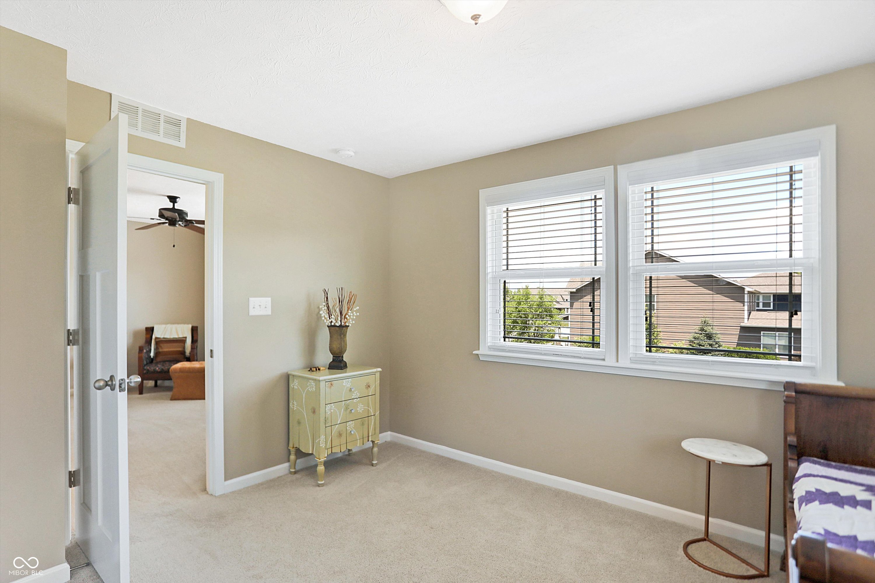 10638 Kensington Lane