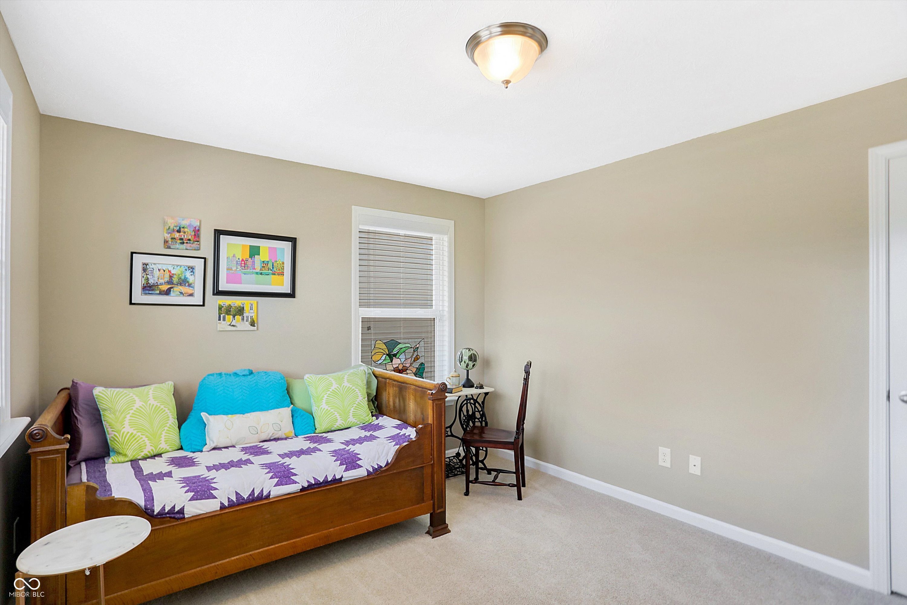 10638 Kensington Lane