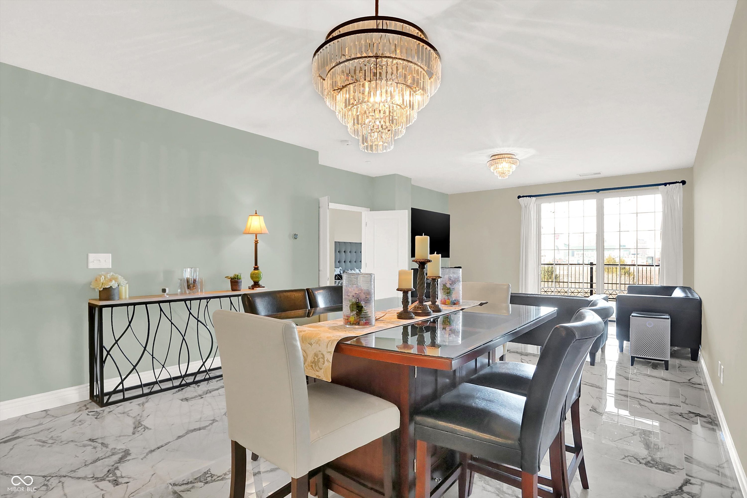 435 Virginia Avenue Unit: 302