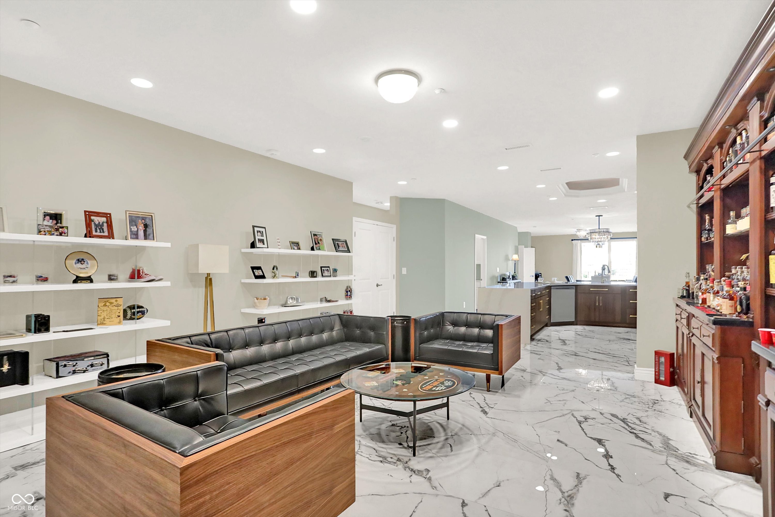 435 Virginia Avenue Unit: 302