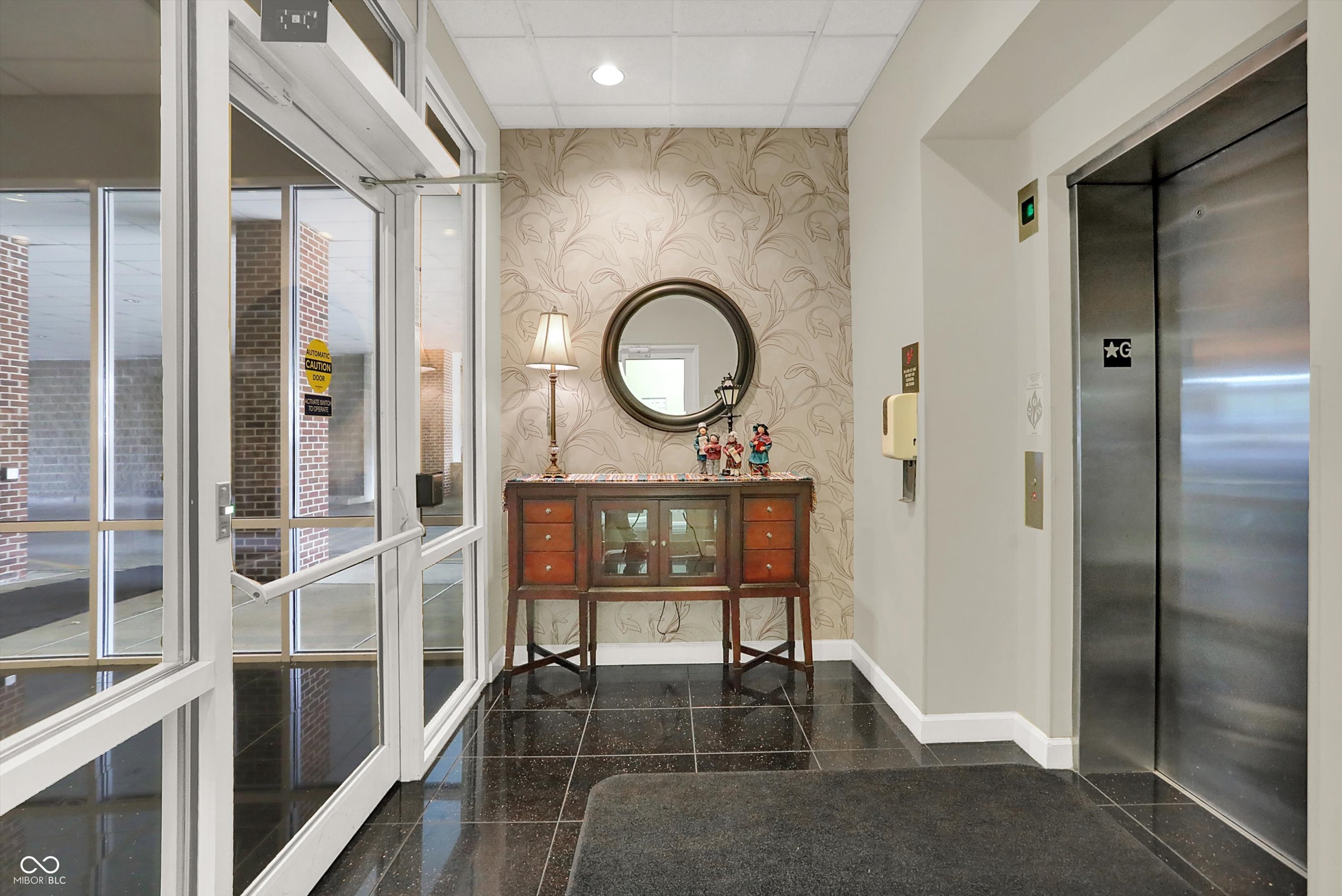 435 Virginia Avenue Unit: 302