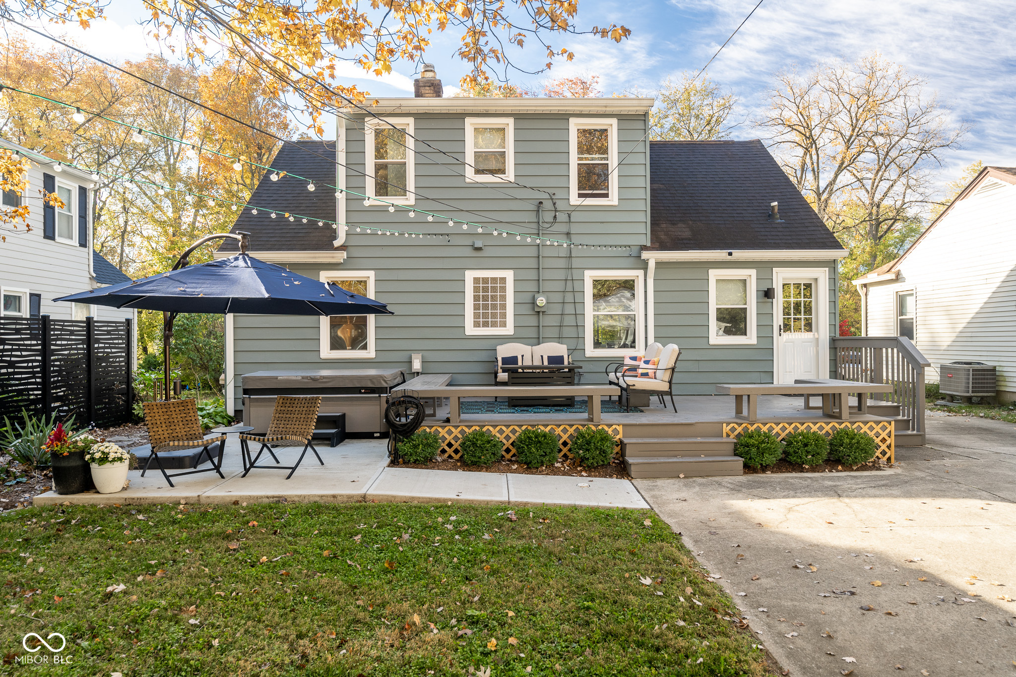 1838 E 64th St S Drive