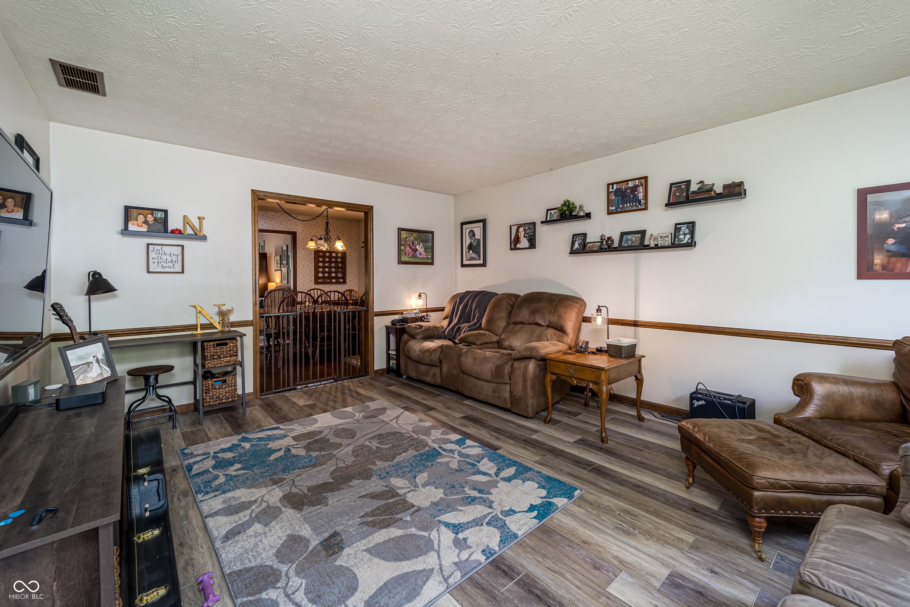 919 Dreamy Street