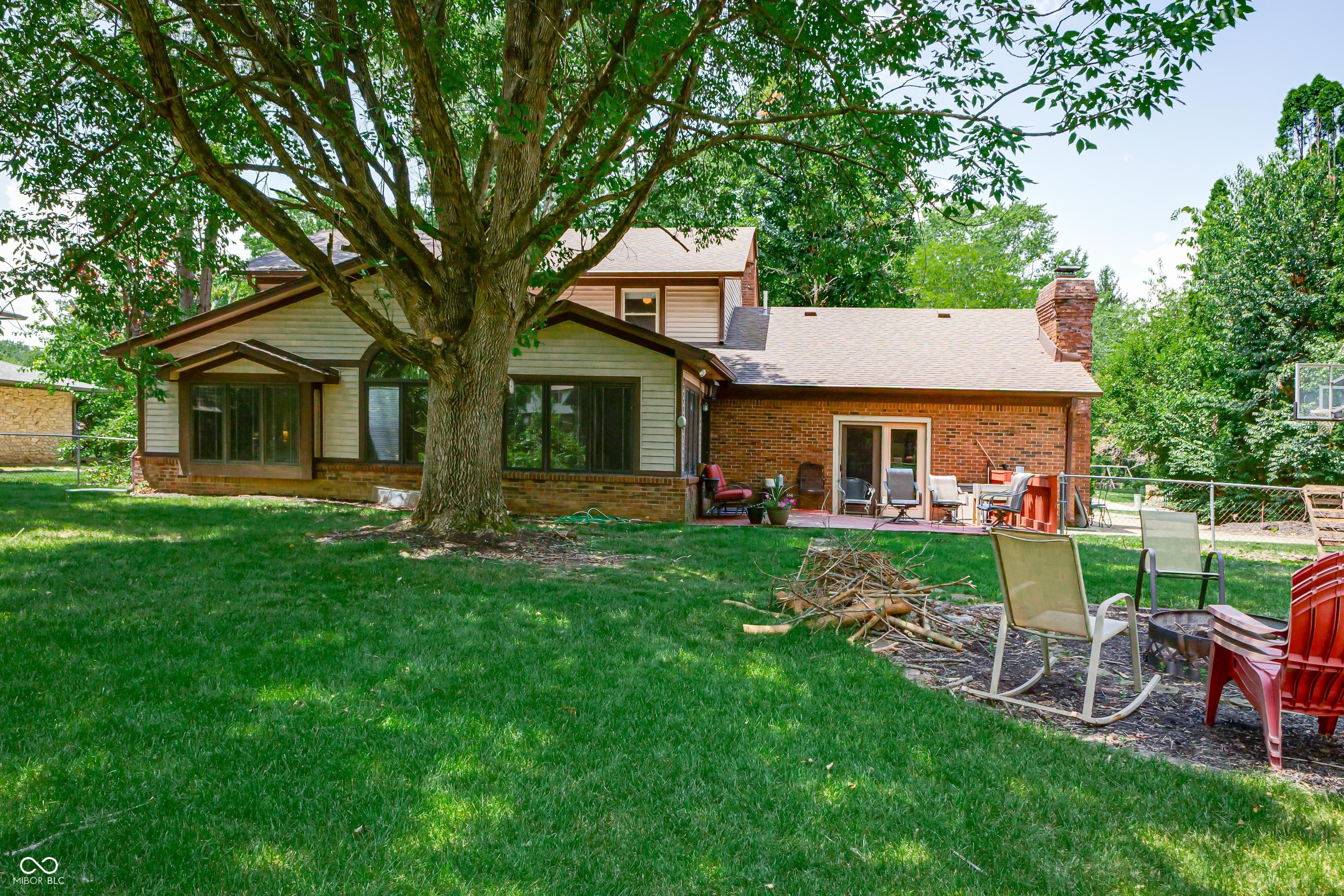 919 Dreamy Street